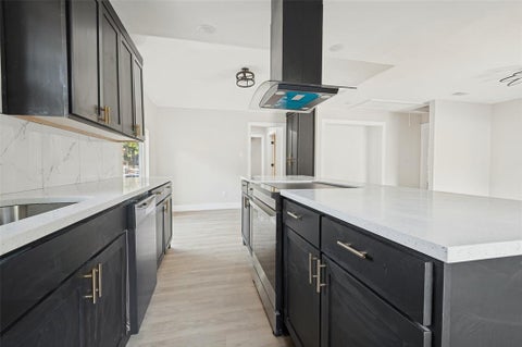 Tiny photo for 5408 Aspen Lane, Fort Worth, TX 76112 (MLS # 21396712)