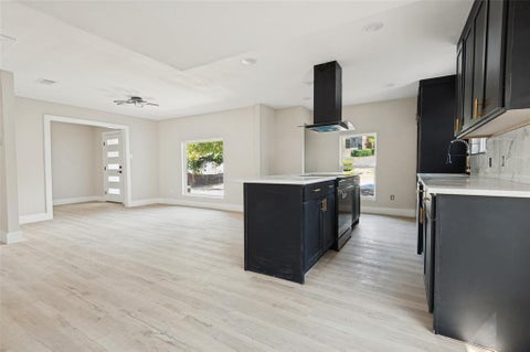 Tiny photo for 5408 Aspen Lane, Fort Worth, TX 76112 (MLS # 21396712)