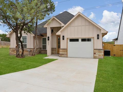 A home in Granbury