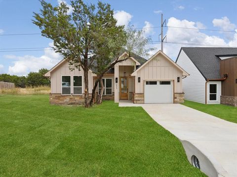 A home in Granbury