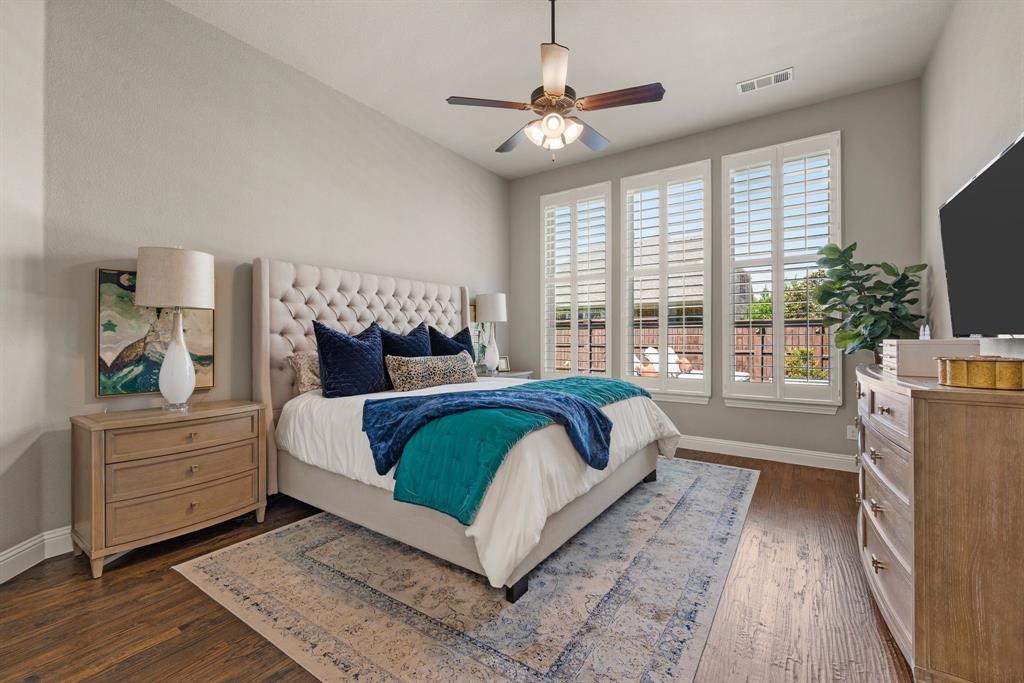 Roanoke, Texas 76262, United States, 4 Bedrooms Bedrooms, ,4 BathroomsBathrooms,Residential,Pending,212150