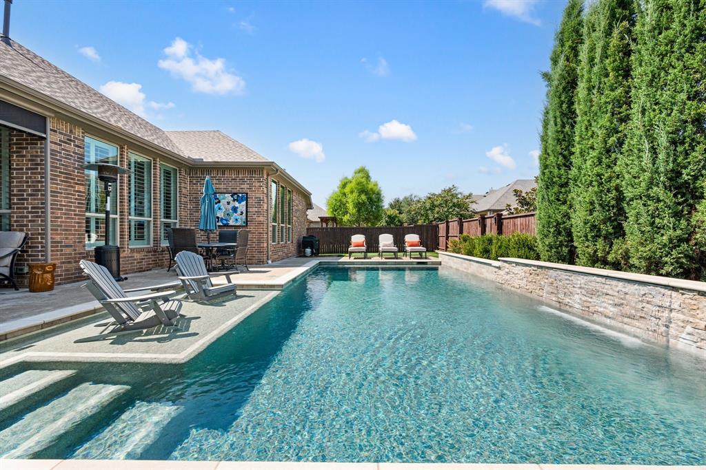 Roanoke, Texas 76262, United States, 4 Bedrooms Bedrooms, ,4 BathroomsBathrooms,Residential,Pending,212150