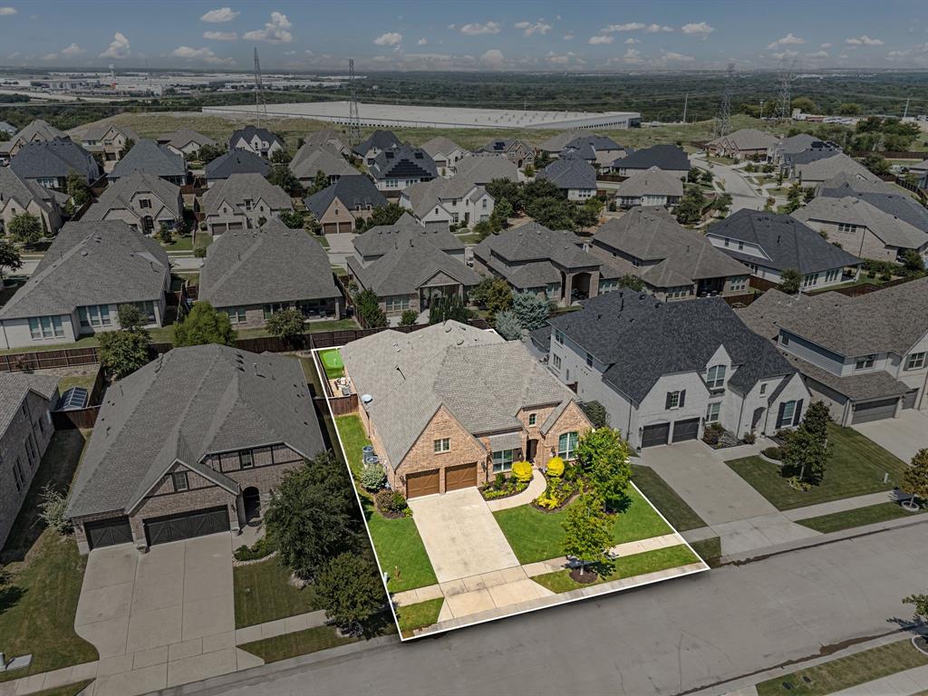 Roanoke, Texas 76262, United States, 4 Bedrooms Bedrooms, ,4 BathroomsBathrooms,Residential,Pending,212150