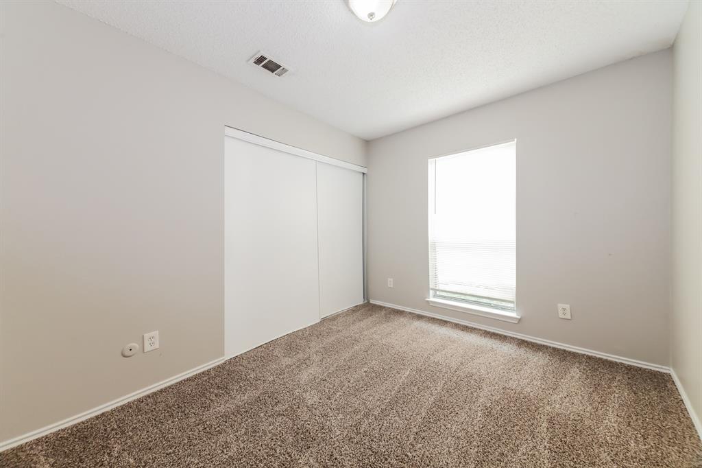 East Glen Ph 02 - Residential Lease