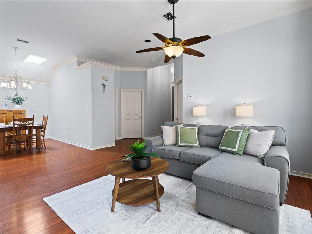 211 Heatherwood Drive