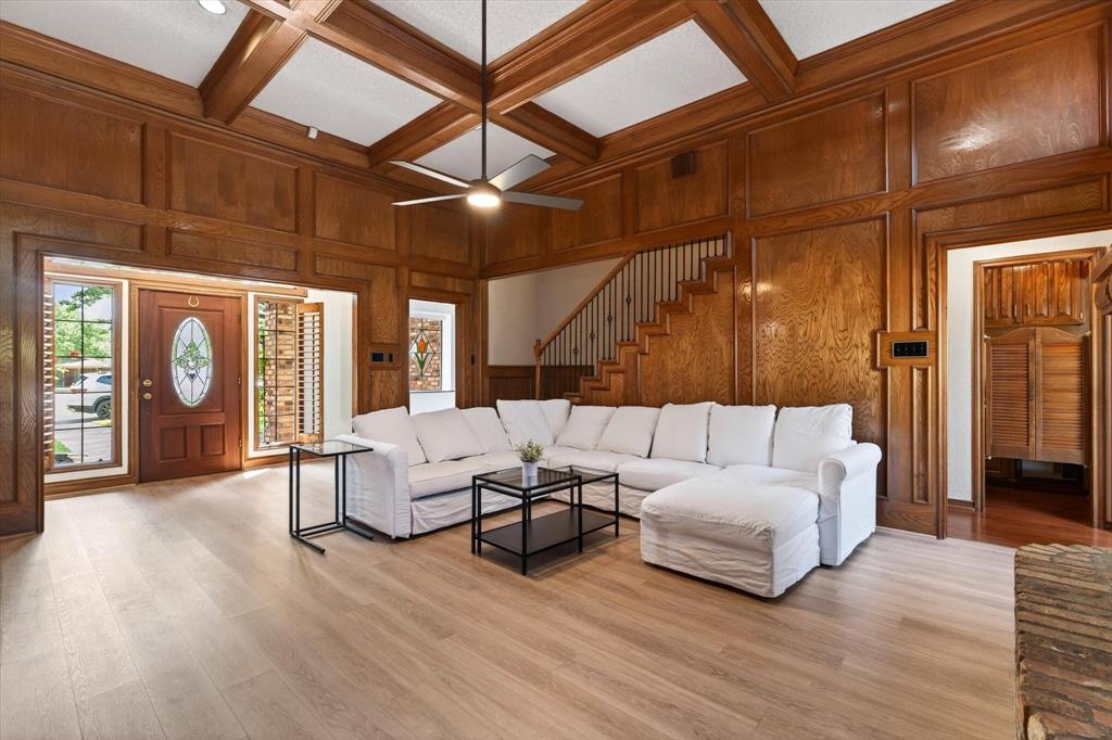 543 Indian Creek Drive