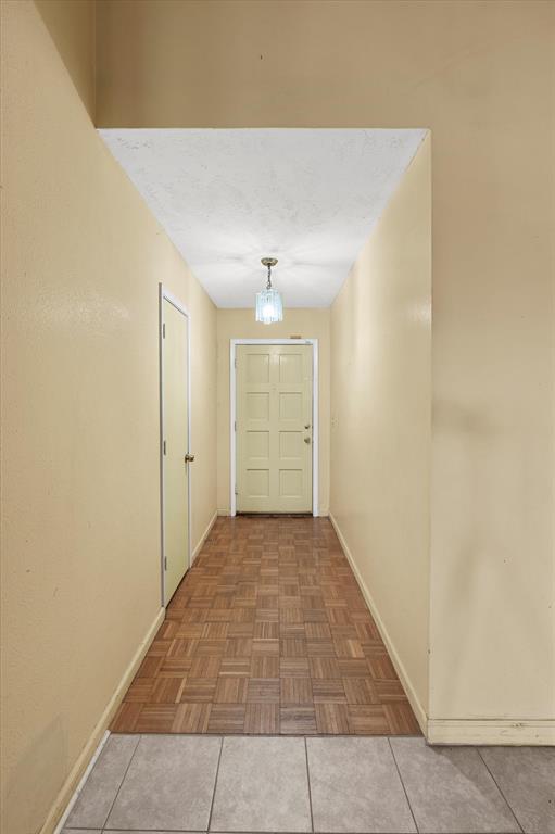 402 Wellington Court