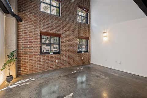 Photo of 3110 Thomas Avenue #109, Dallas, TX 75204 (MLS # 21341532)