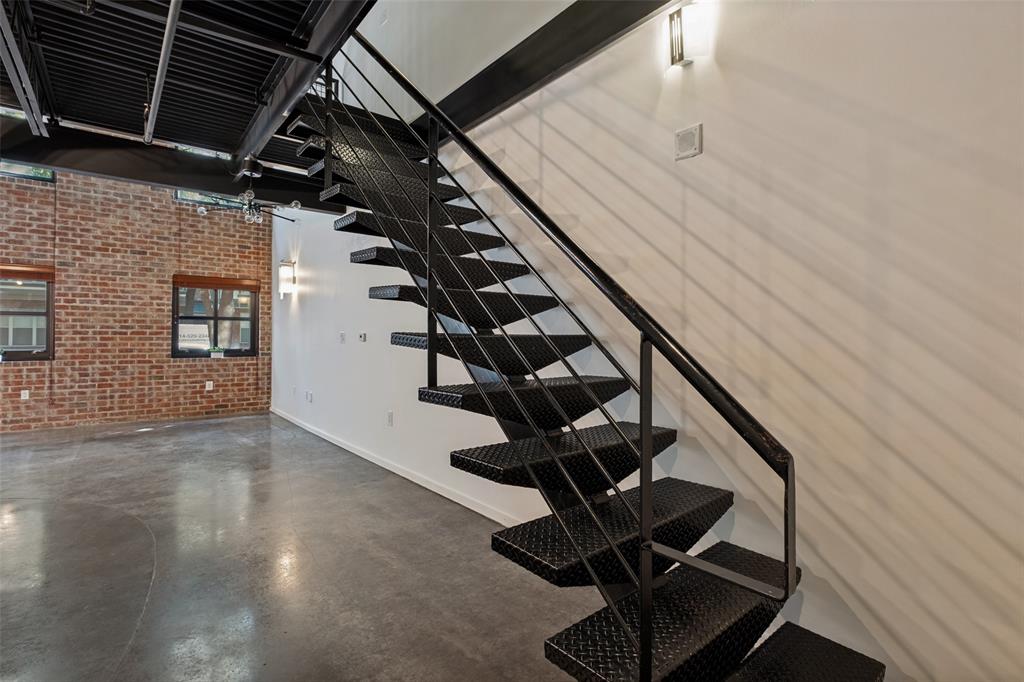 3110 Thomas Avenue 109