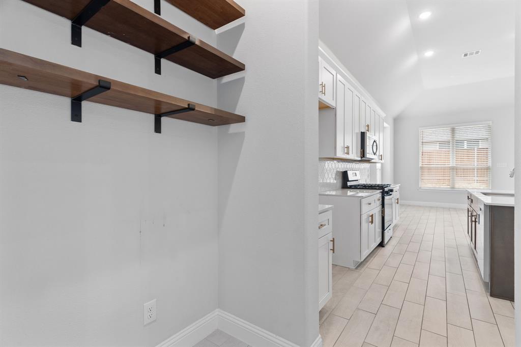 Venetian At Weston, Ph 1 - Residential