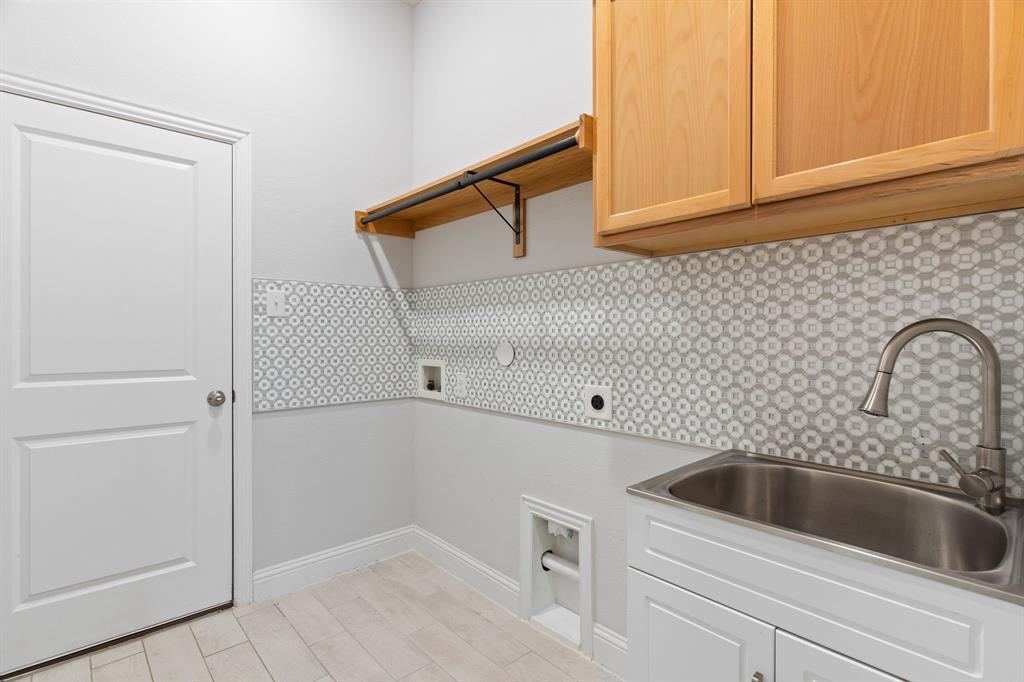 Venetian At Weston, Ph 1 - Residential