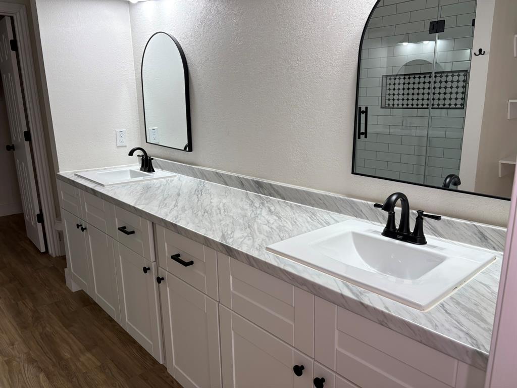 2800 Keller Spgs - Residential