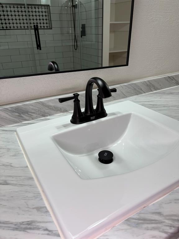 2800 Keller Spgs - Residential