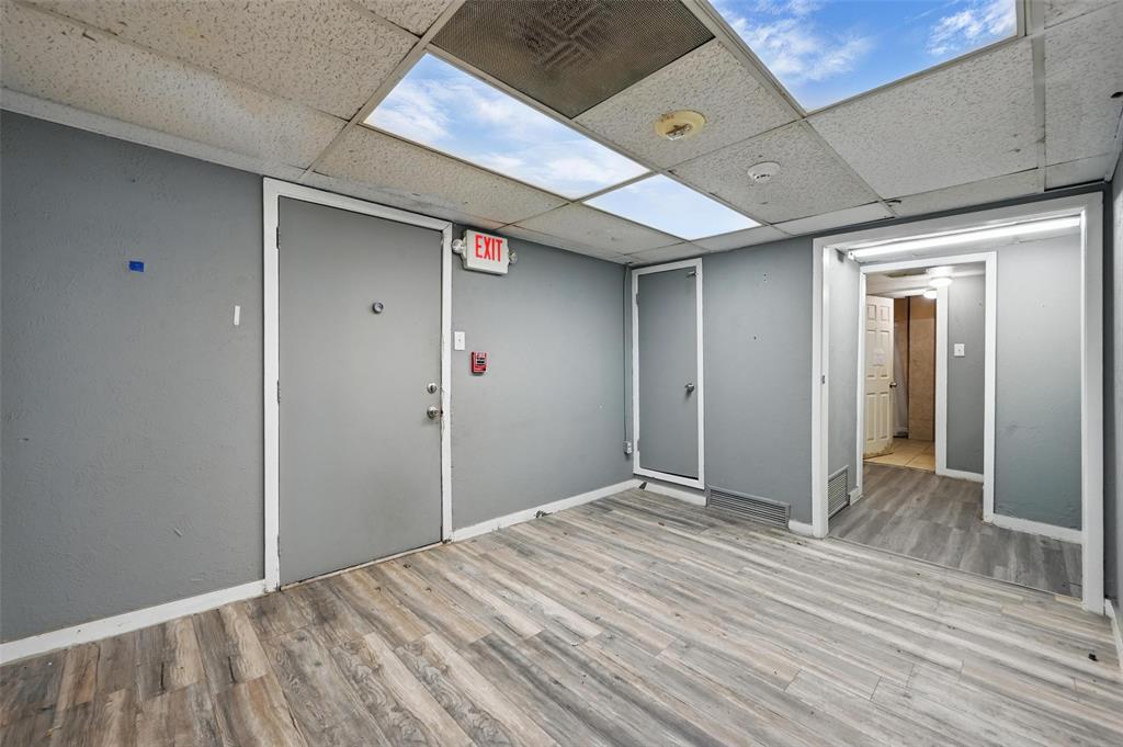 Boaz & Dillow Add - Commercial Sale