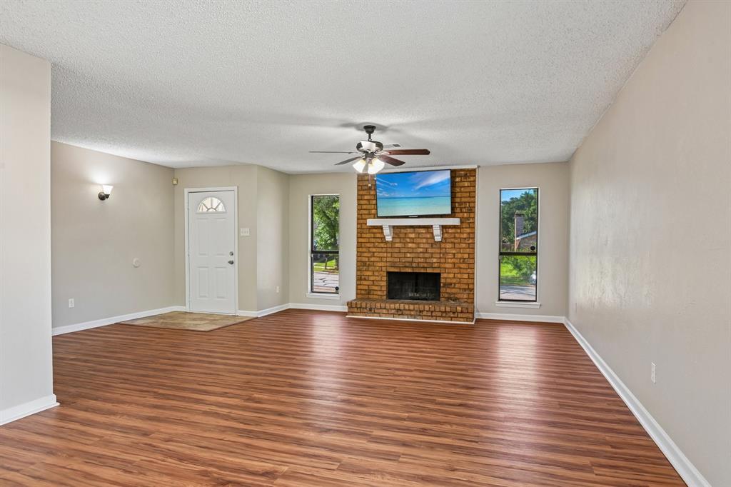 3704 Fort Hunt Drive