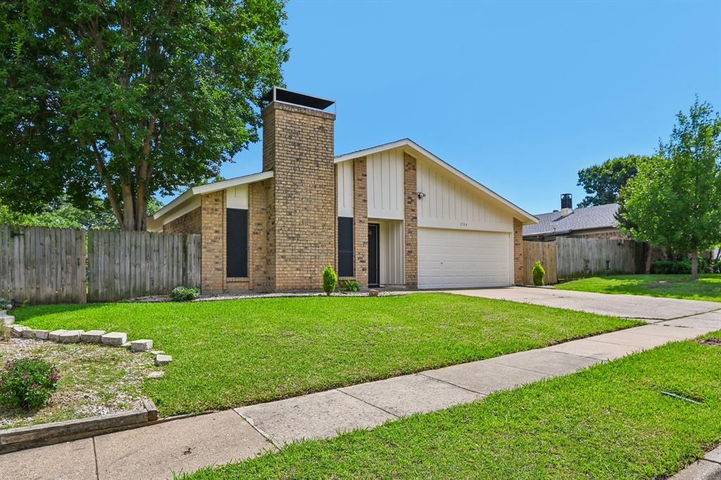 3704 Fort Hunt Drive