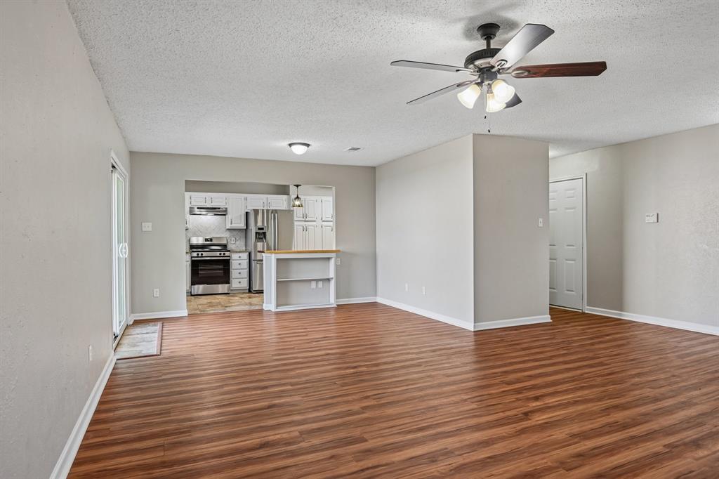 3704 Fort Hunt Drive