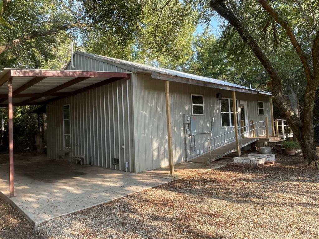East End Garden - Residential