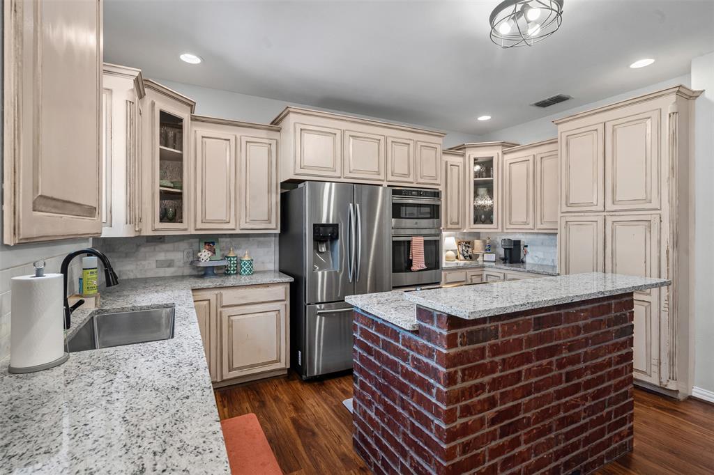 Aledo, Texas 76008, United States, 4 Bedrooms Bedrooms, ,2 BathroomsBathrooms,Residential,Active,215755