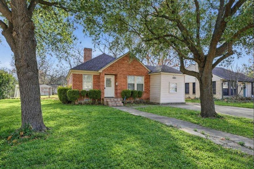 Located in an established East Dallas neighborhood, this well-maintained home offers a functional layout with spacious living areas, great natural light, and a kitchen that flows seamlessly into the dining and living spaces, making it ideal for everyday living or entertaining. The private backyard provides plenty of room to relax or host guests, while the convenient location offers quick access to downtown Dallas, major highways, shopping, and dining, making this a great option for first-time buyers, investors, or anyone seeking comfort and value in Dallas.