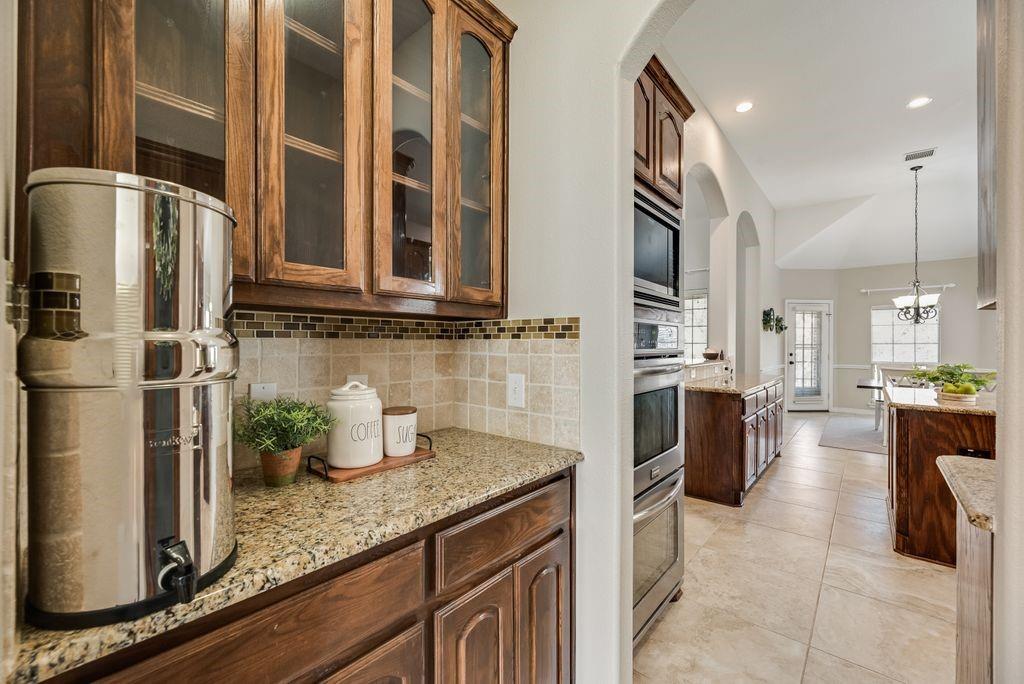 8113 Bishop Pine Road