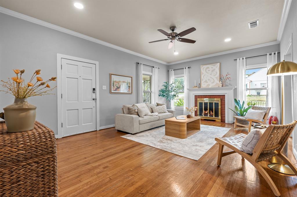 514 W Josephine Street