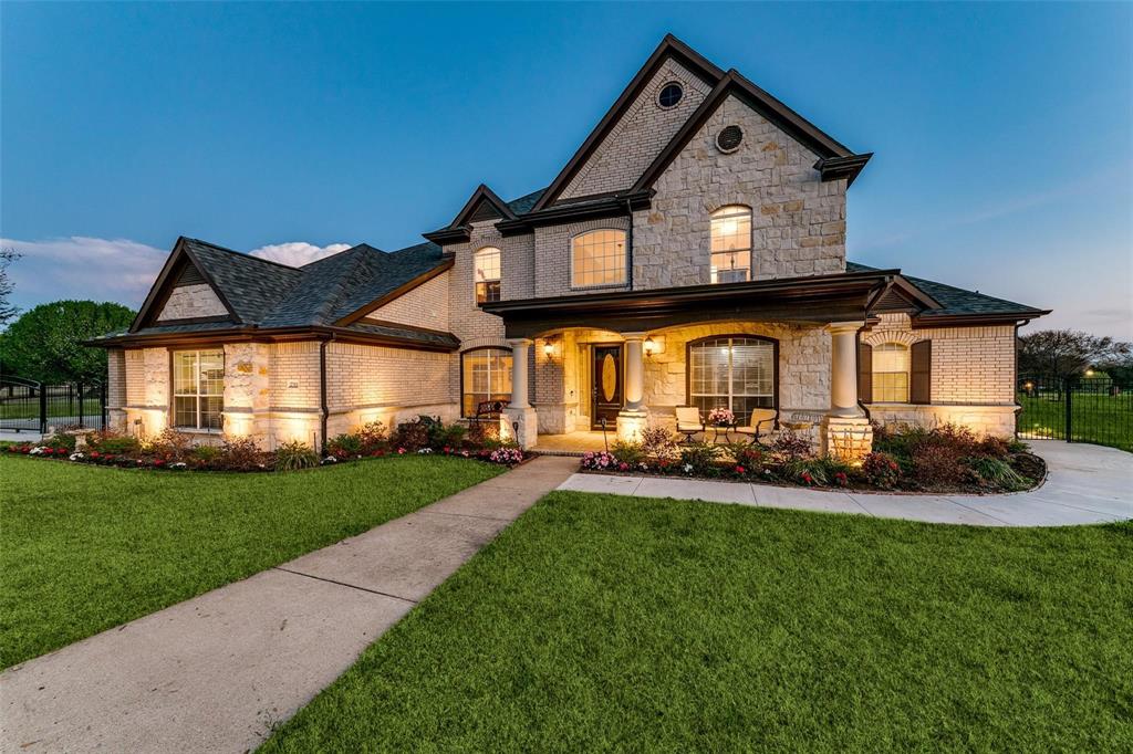 2703 Mary Court