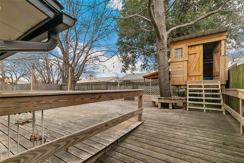 417 Kirby Creek Drive Grand Prairie TX 75052