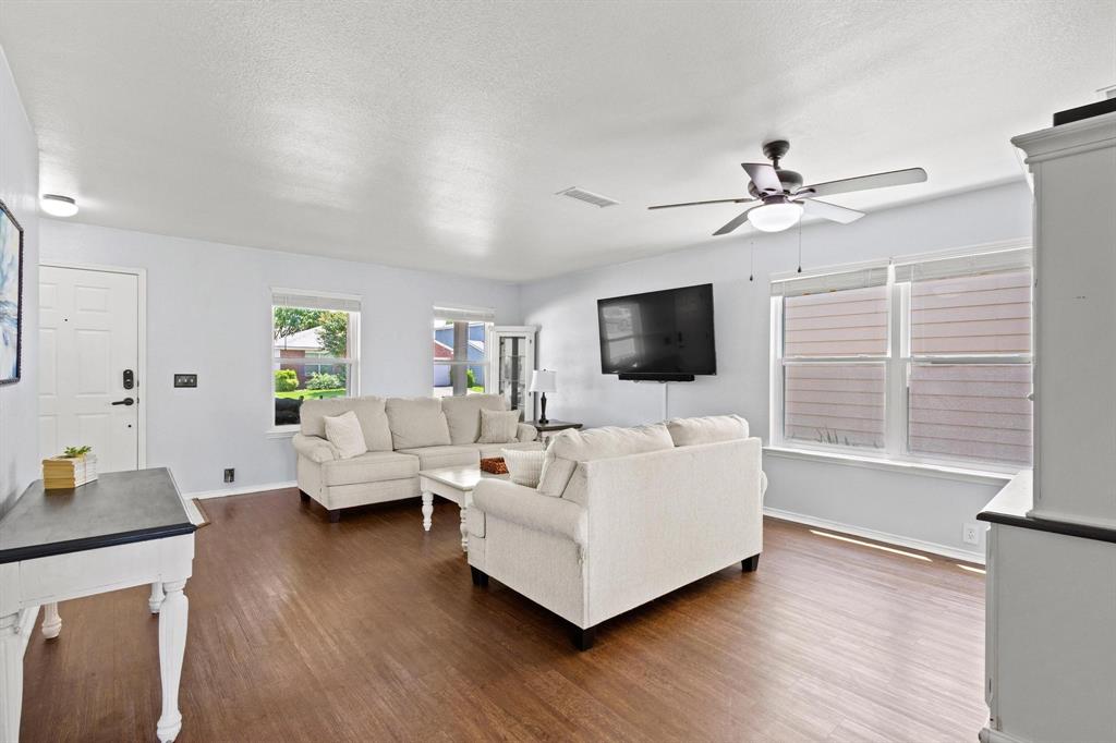 4317 Hawk Lane