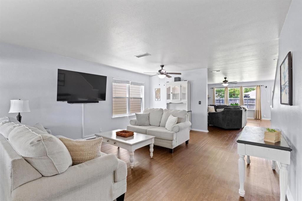4317 Hawk Lane
