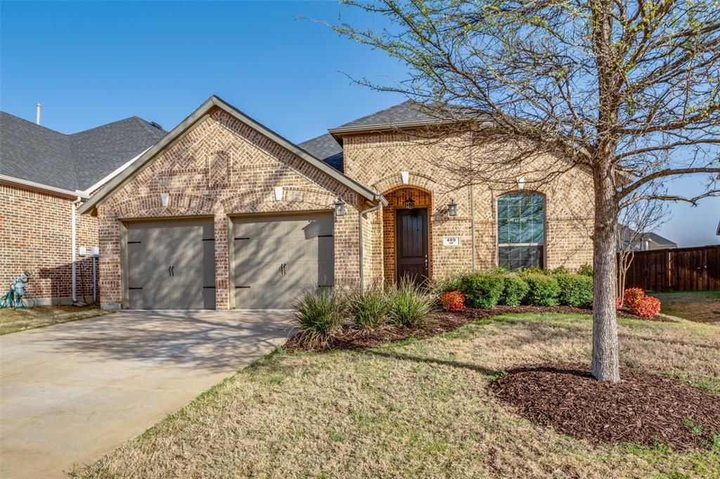 Photo of 409 Mossy Rock Drive, McKinney, TX 75071 (MLS # 21193850)