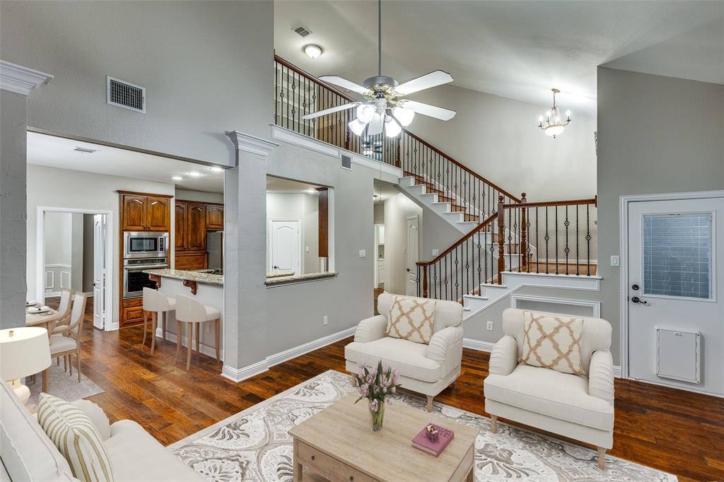 513 Riverside Court