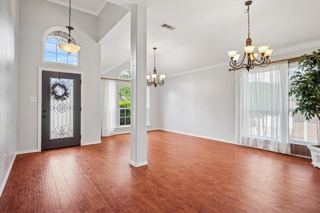 1104 Carousel Drive