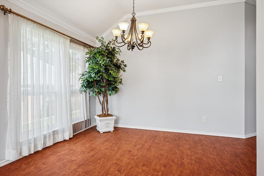 1104 Carousel Drive