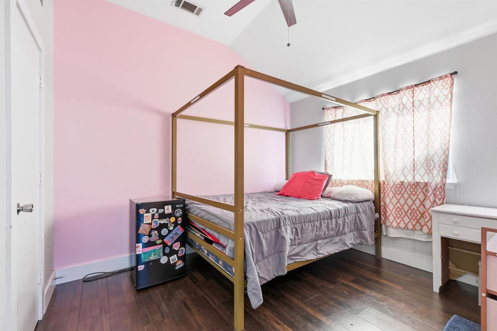 476 Willowlake Drive