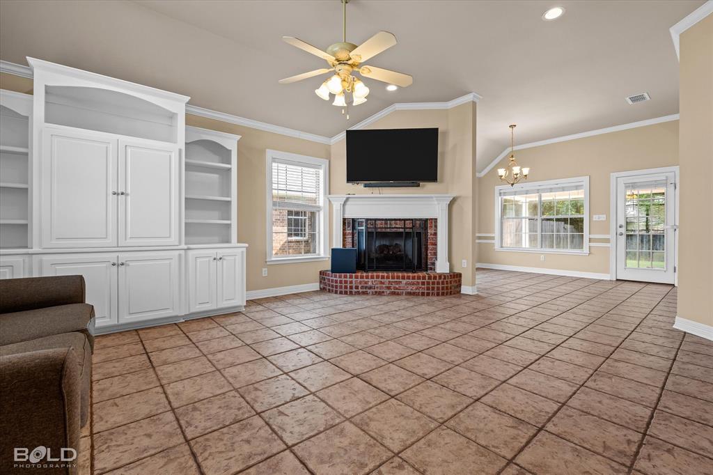 Haughton, Louisiana 71037, United States, 3 Bedrooms Bedrooms, ,2 BathroomsBathrooms,Residential,Active,196317