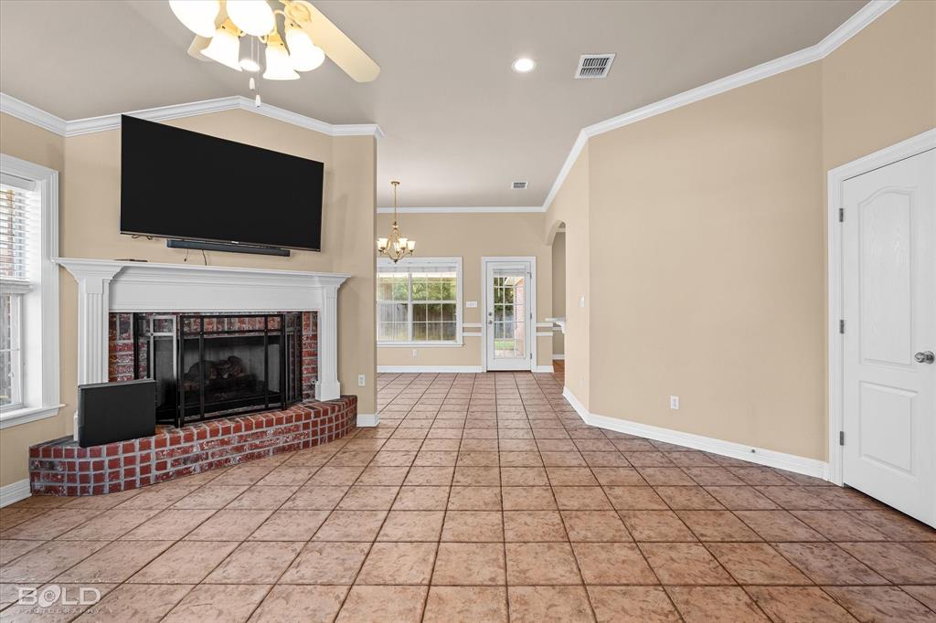 Haughton, Louisiana 71037, United States, 3 Bedrooms Bedrooms, ,2 BathroomsBathrooms,Residential,Active,196317