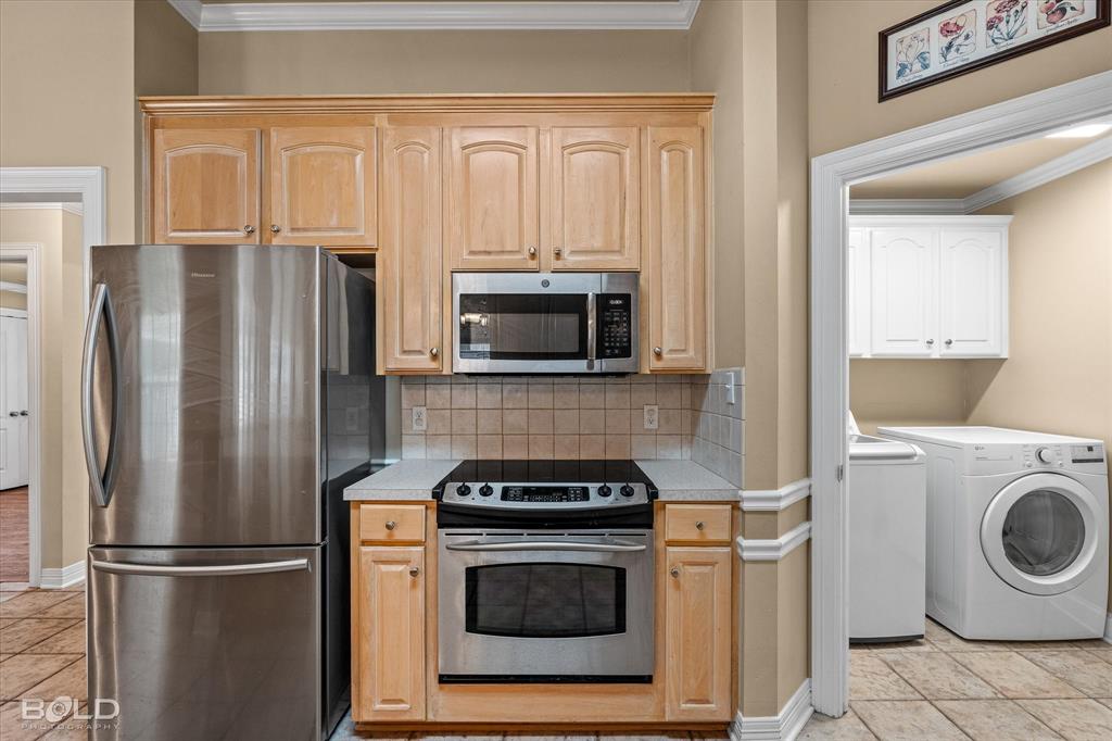 Haughton, Louisiana 71037, United States, 3 Bedrooms Bedrooms, ,2 BathroomsBathrooms,Residential,Active,196317