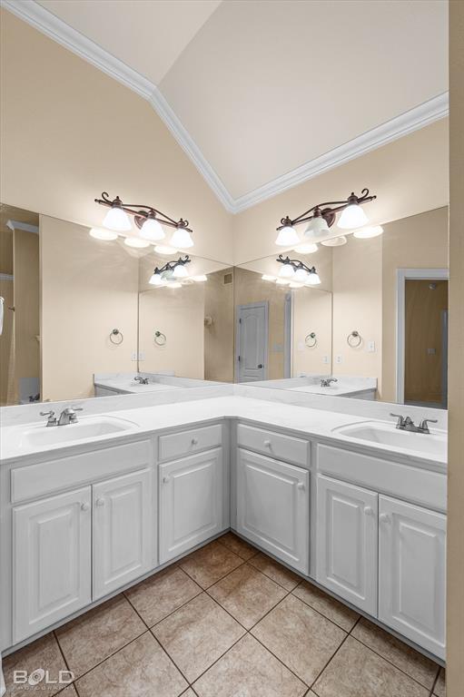 Haughton, Louisiana 71037, United States, 3 Bedrooms Bedrooms, ,2 BathroomsBathrooms,Residential,Active,196317