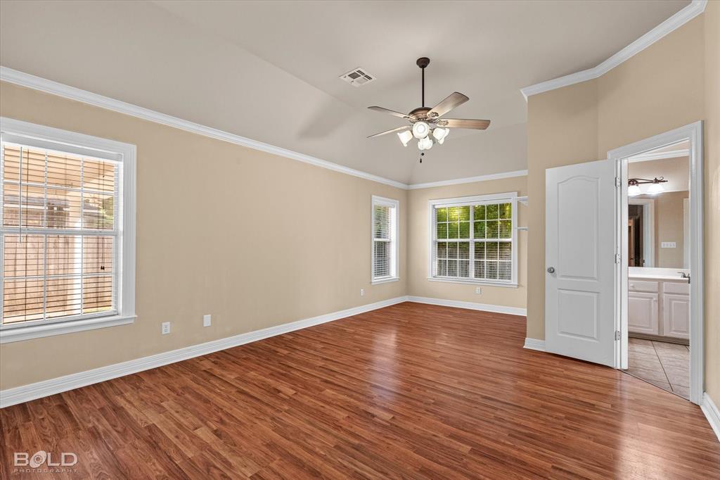 Haughton, Louisiana 71037, United States, 3 Bedrooms Bedrooms, ,2 BathroomsBathrooms,Residential,Active,196317