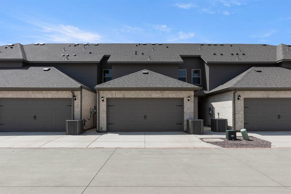 Sanger Circle - Residential