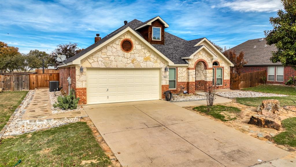 914 Randall Road