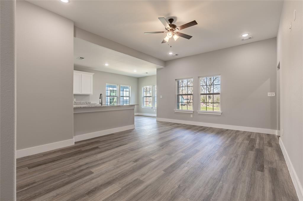 1219 S Montgomery Street