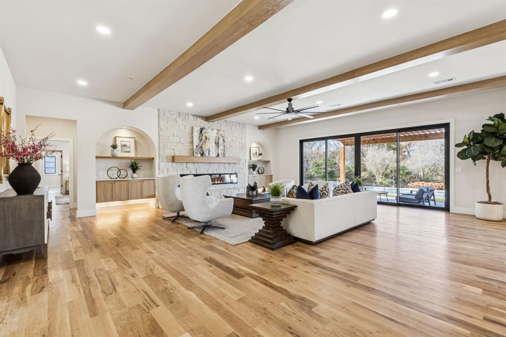 River Oaks - Residential