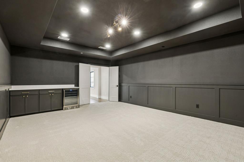 River Oaks - Residential