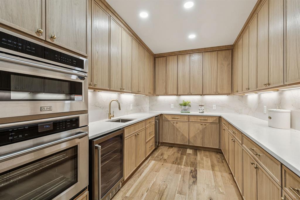 River Oaks - Residential