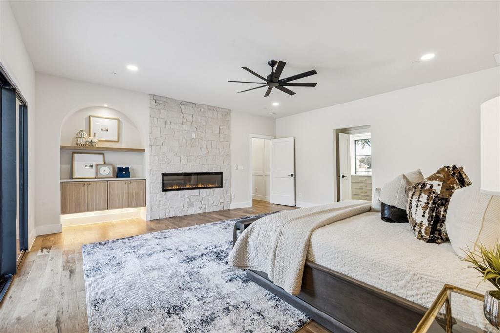 River Oaks - Residential