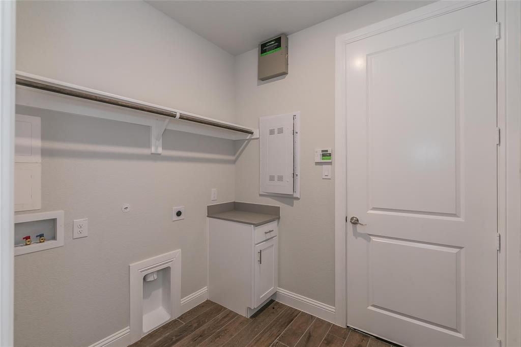 Lake Parc Village - Residential Lease