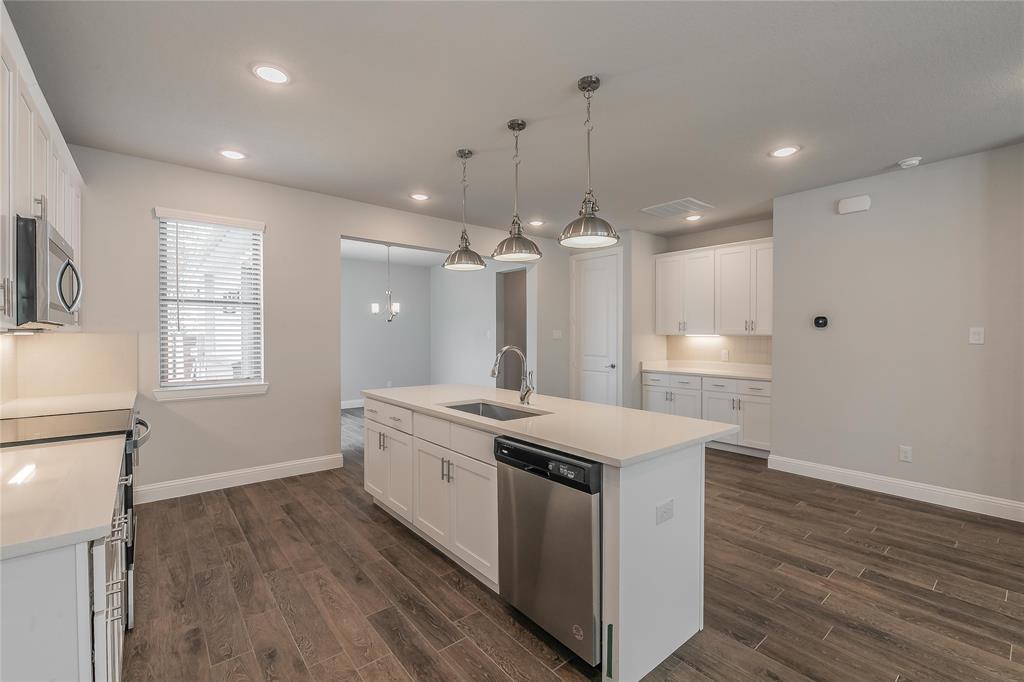 Lake Parc Village - Residential Lease