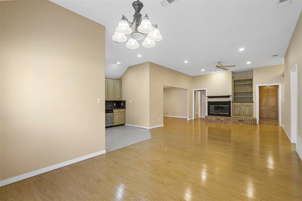 Decordova Bend Estate - Residential